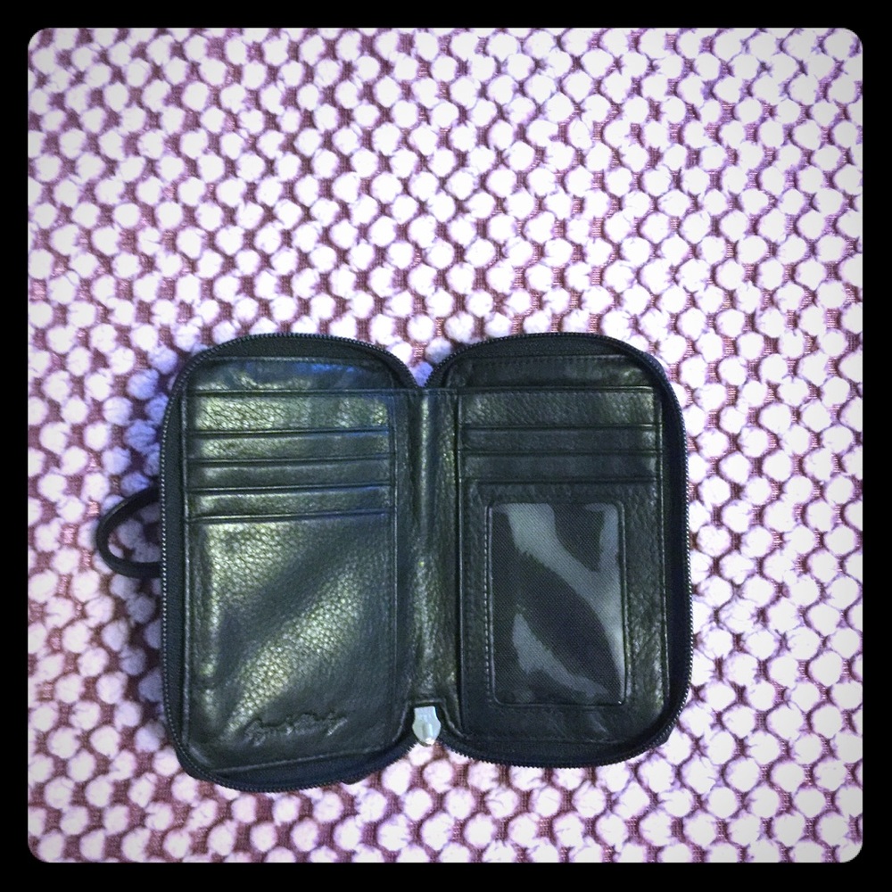 Osgoode Marley zip around wallet